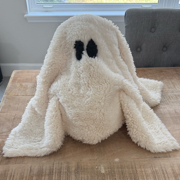 Gus The Ghost Pillownull